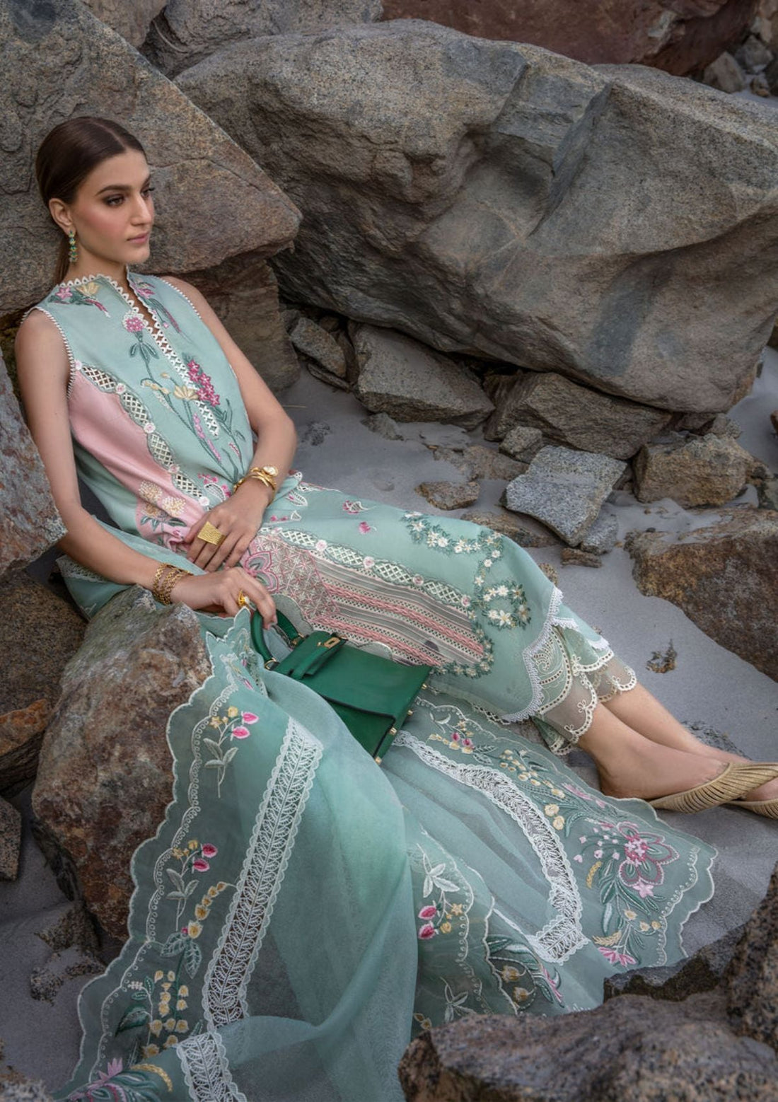 03-Piece Lawn Cotton Suit - Ready  To Wear