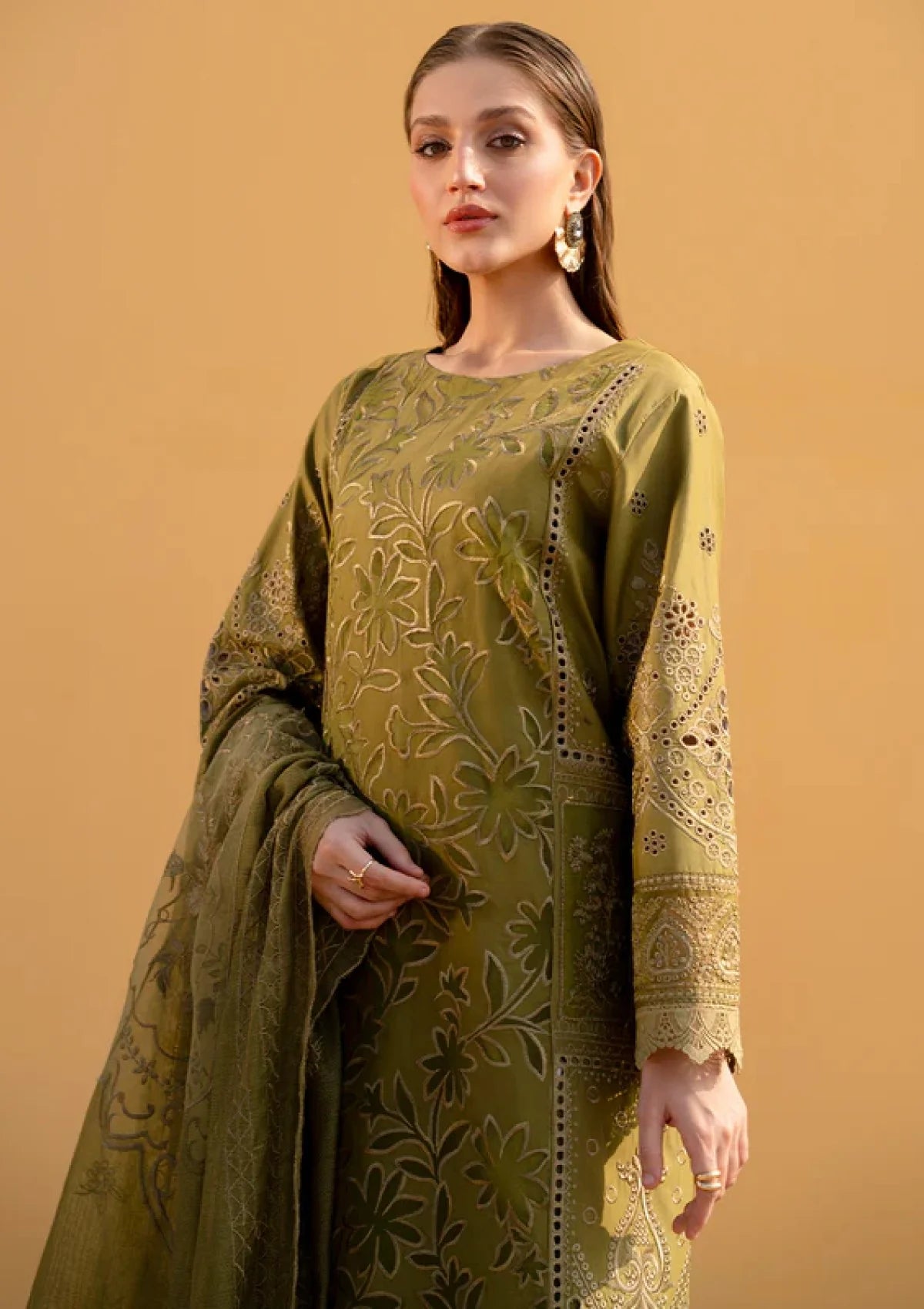 03-Piece Embroidered Cotton Suit With Net Dupatta | Ready To Wear