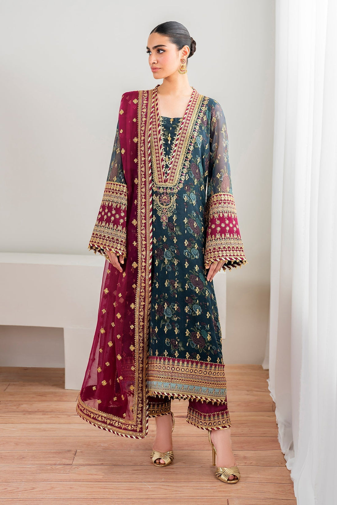 3-piece High-quality Soft Chiffon Stitched Suit