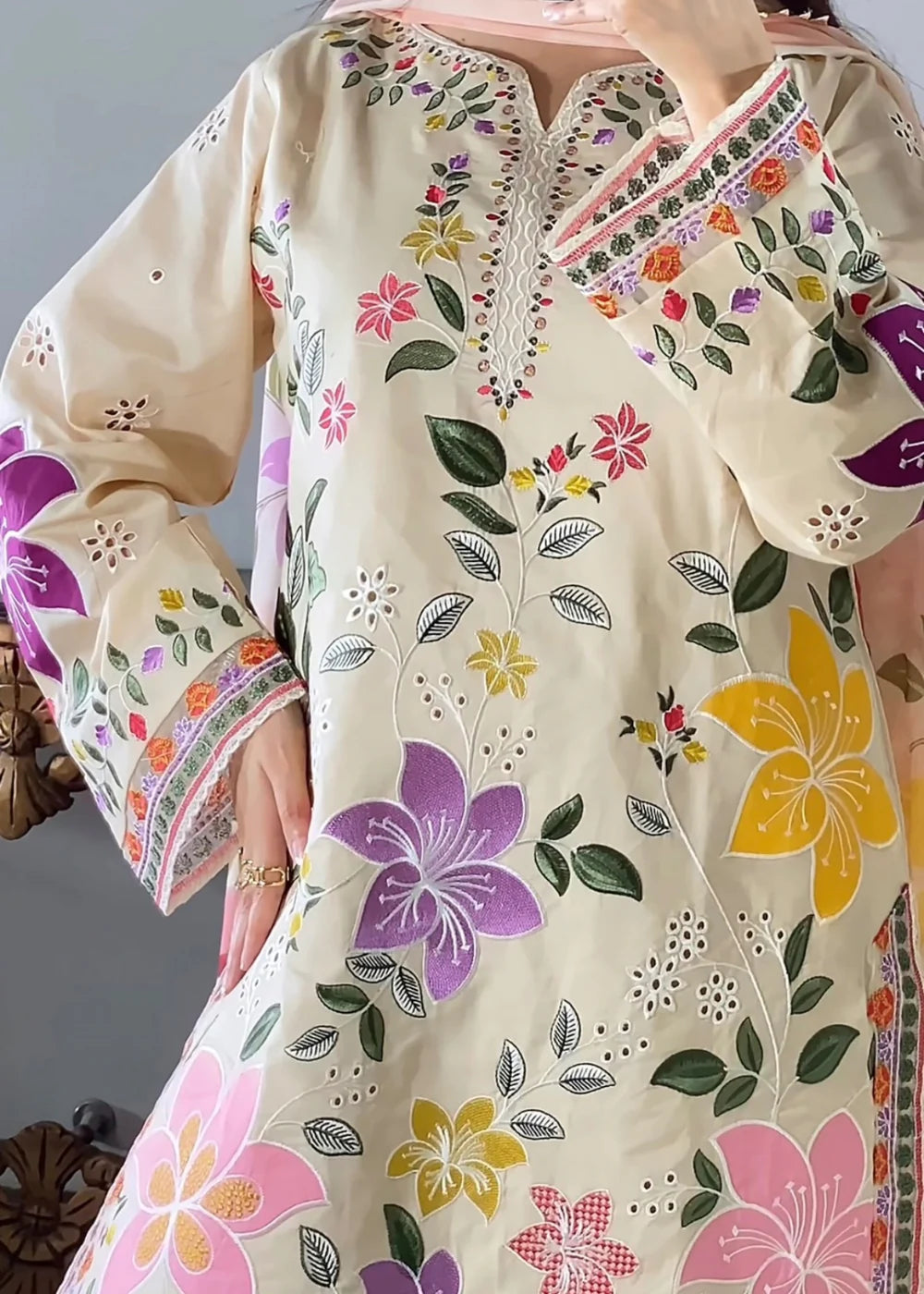 03-piece Embroidered Lawn Suit With Silk Dupatta | Ready to wear