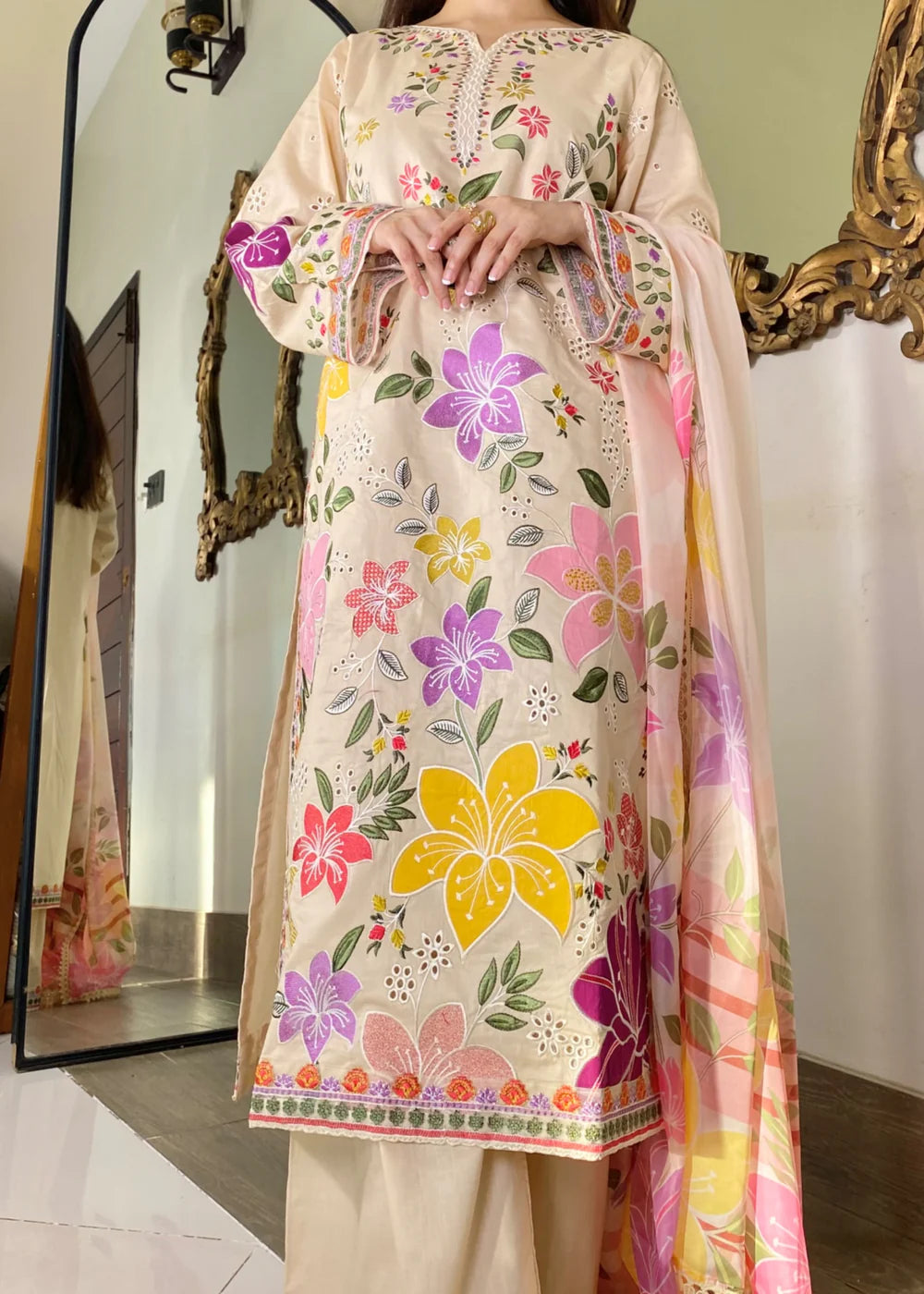 03-piece Embroidered Lawn Suit With Silk Dupatta | Ready to wear
