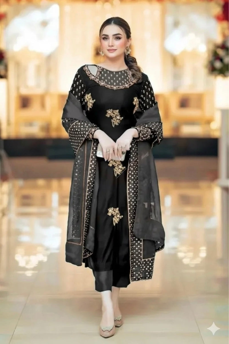 03-Piece Luxury Velvet Embroidered Suit - Ready To Wear