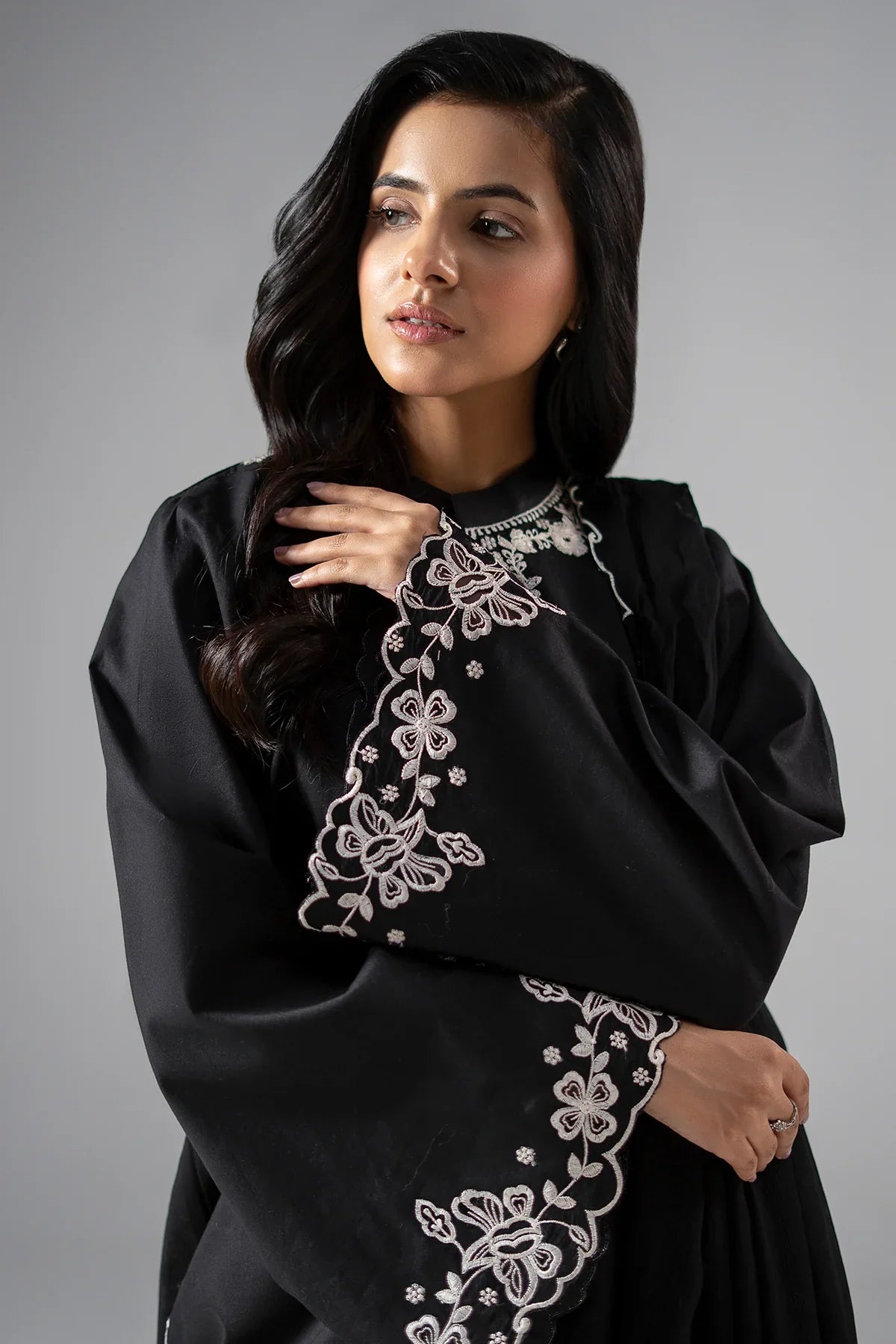 03-Piece Lawn Cotton Suit With Chiffon Dupatta | Ready To Wear
