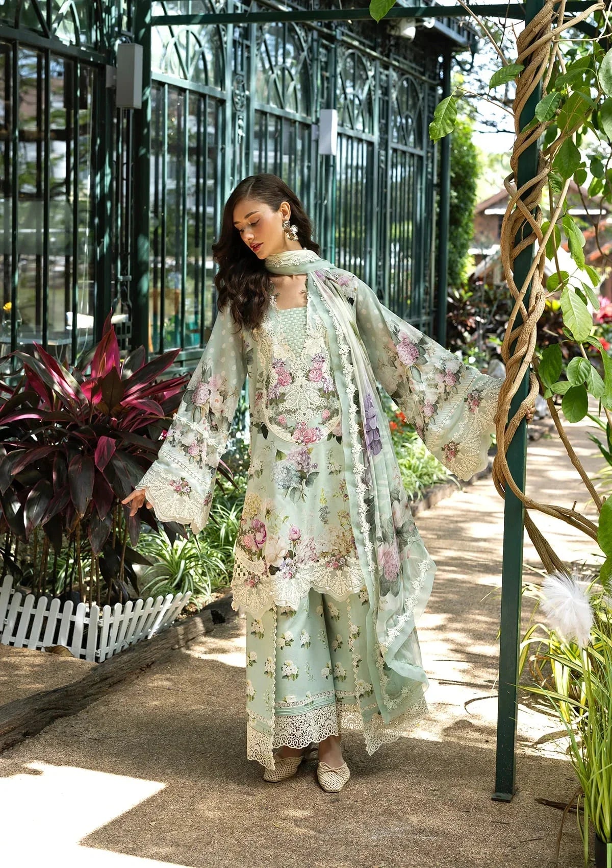 03-Piece Printed Lawn Suit With Chiffon Dupatta | Ready To Wear