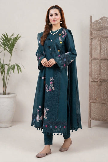 uxury Lawn Chicken Kari 3-Piece Unstitched Suit  | ready to wear