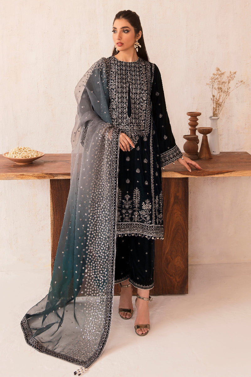 03-Piece Heavy Embroidered Velvet Suit - Ready To Wear