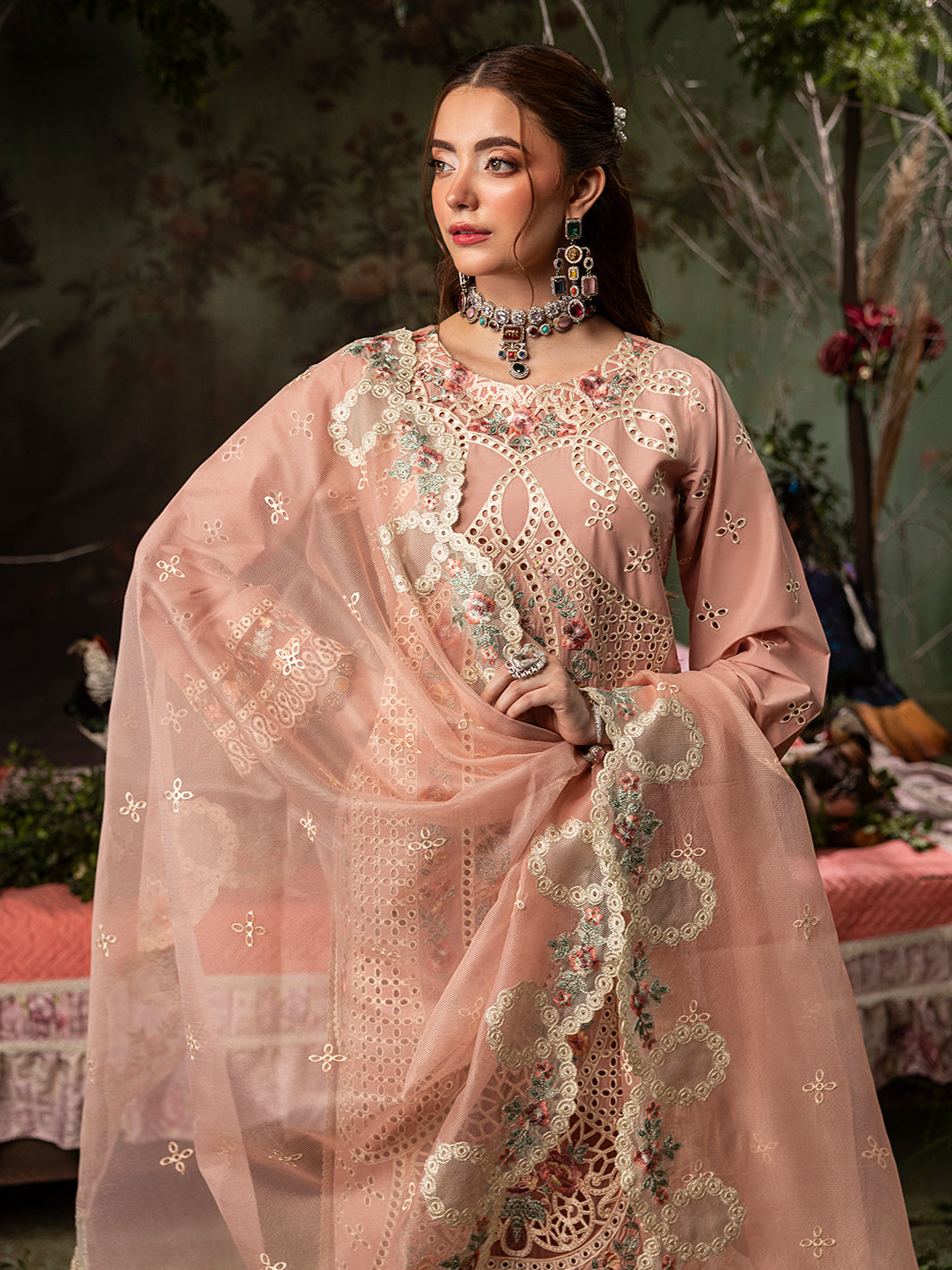03-Piece Luxury Lawn Suit - Ready To Wear