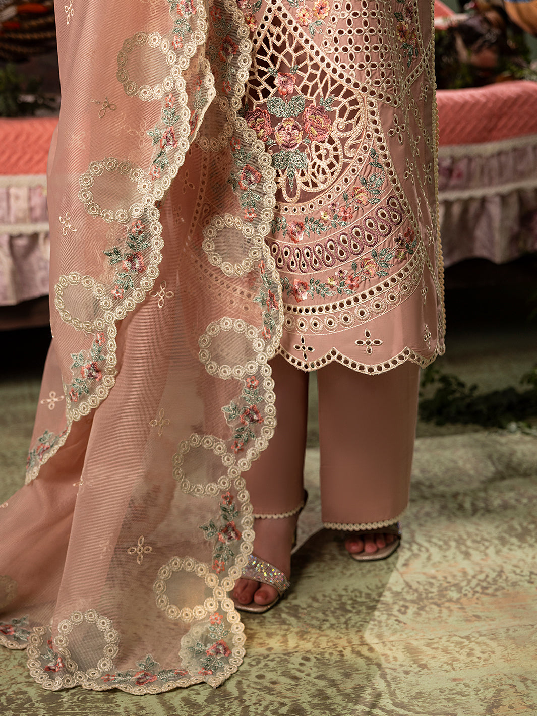 03-Piece Luxury Lawn Suit - Ready To Wear