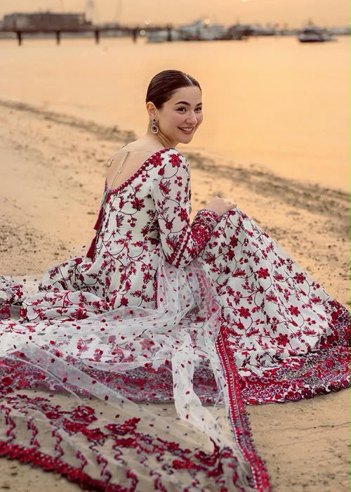 03-piece Lawn Suit ( Maxi Style ) - Ready to wear