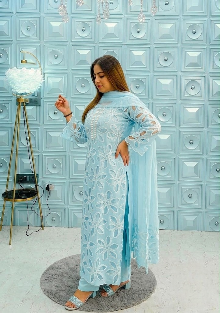 03-Piece Luxury Embroidered Lawn Suit - Ready To Wear
