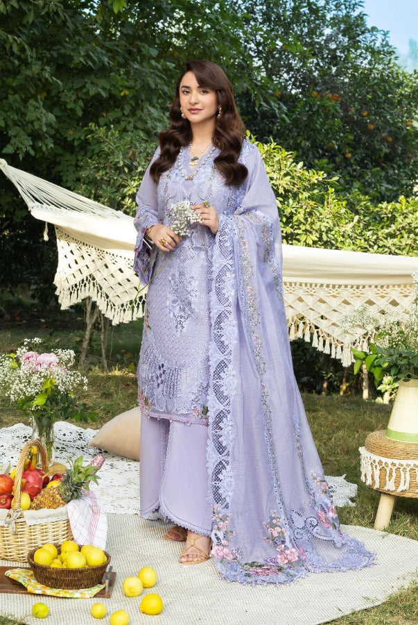 03-Piece Embroidered Lawn Suit With Jacquard Dupatta | Ready To Wear
