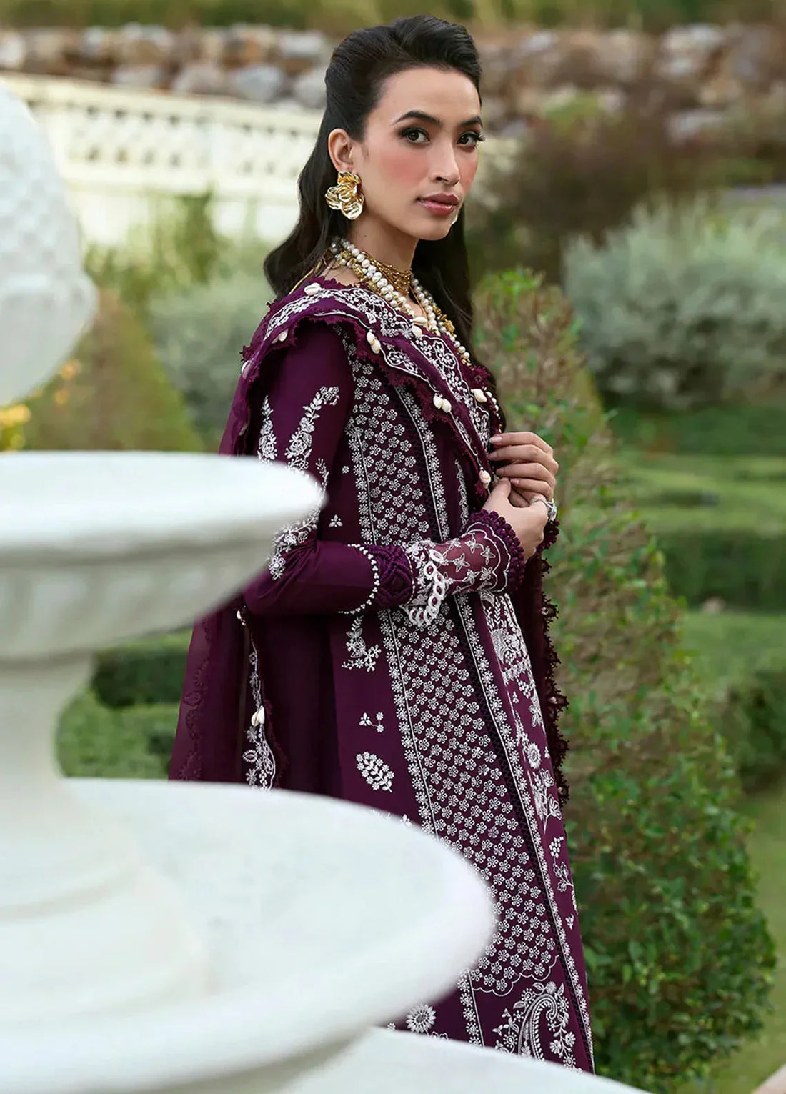 03-piece Embroidered Lawn Suit With Organza Dupatta | Ready to wear